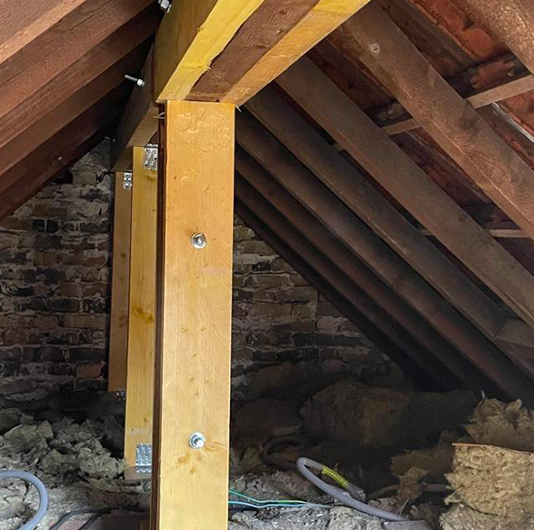 FLK Couverture Charpente Facade - Couverture, Charpente & Zinguerie à Thionville (57100) en Moselle (57)