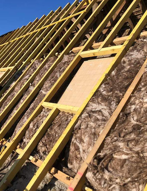 Expert en Charpente et Traitement de Charpente en Moselle (57) : Sécurisez et entretenez la structure de votre toiture