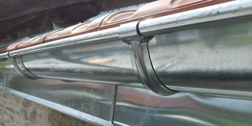 Pose et réparation de gouttière à Thionville (57100) en Moselle (57)